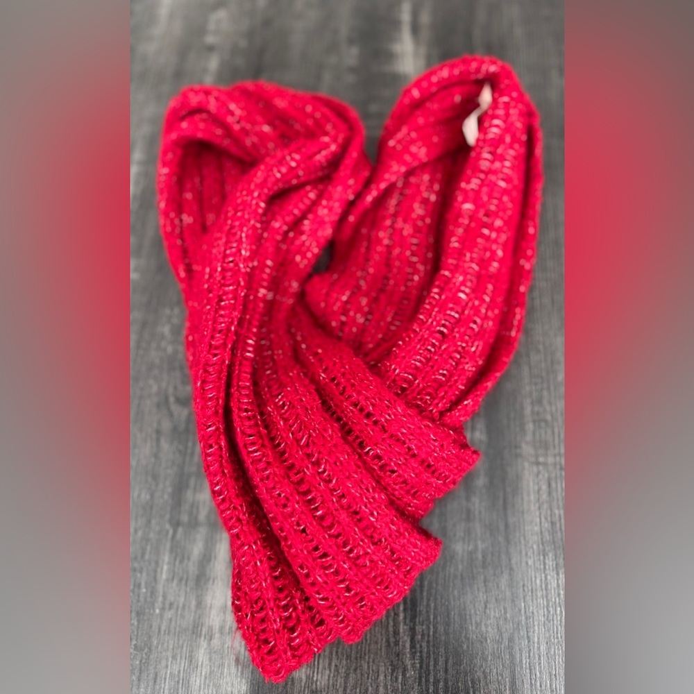 Hollister Red Metallic Open Knit Infinity Scarf One Size - Picture 5 of 5